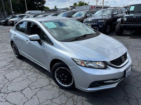 Used 2014 Honda Civic LX image 2
