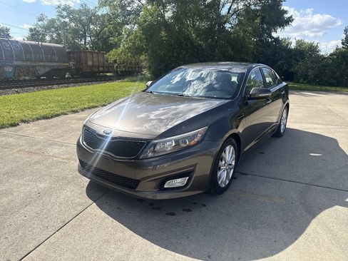 Used 2015 Kia Optima EX FWD image 1