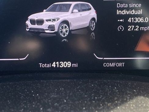 Used 2023 BMW X5 xDrive40i w/ Premium Package image 11