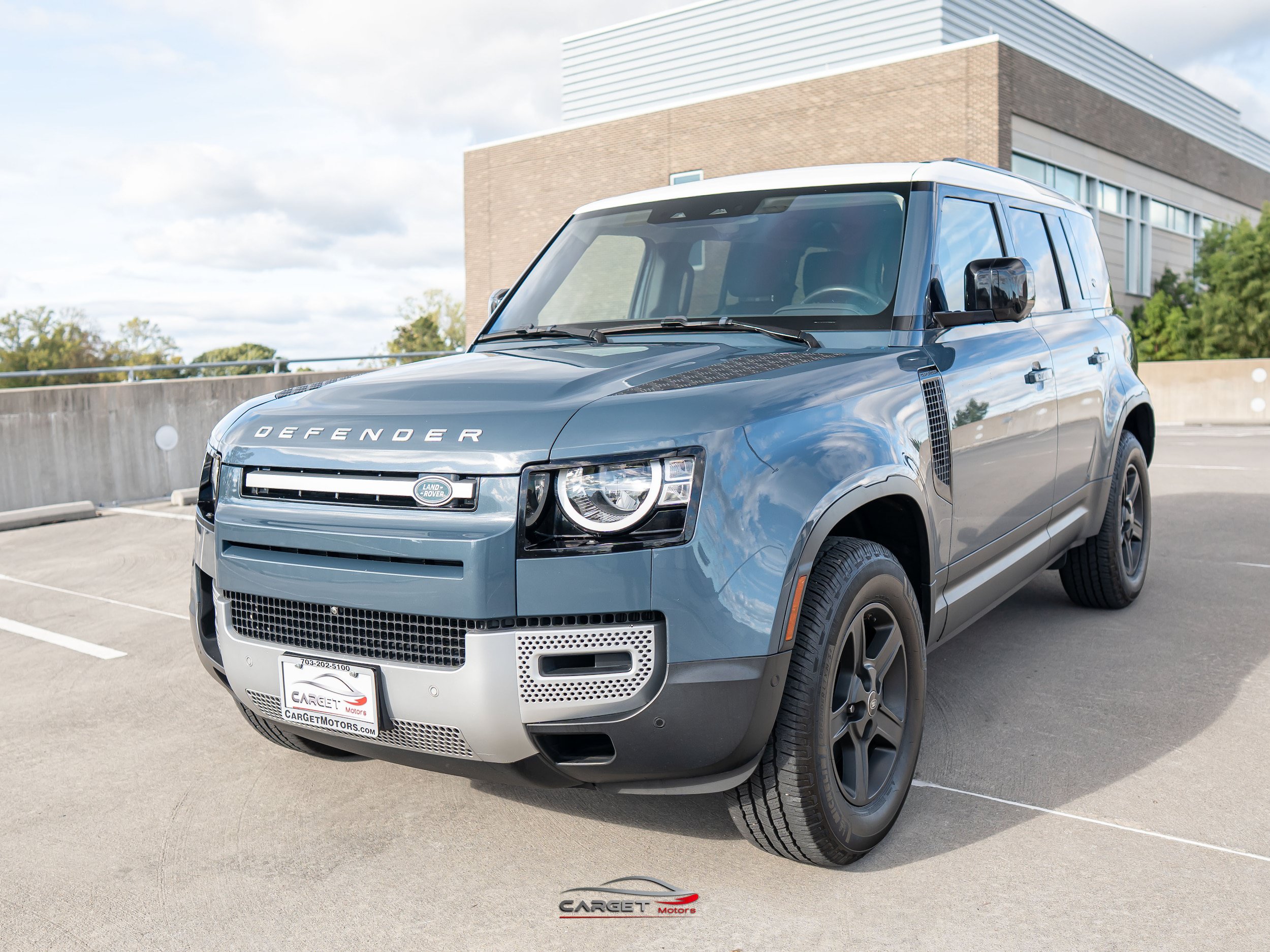 Used 2020 Land Rover Defender 110 AWD/4WD image 3
