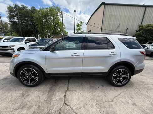 Used 2015 Ford Explorer Sport w/ Equipment Group 401A AWD/4WD image 4