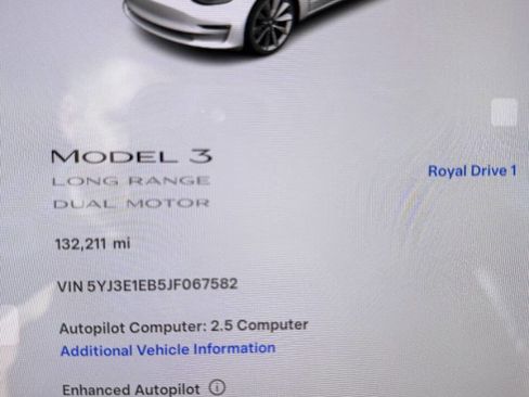 Used 2018 Tesla Model 3 Long Range image 16