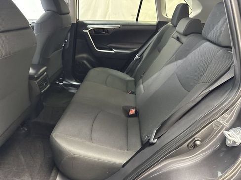 Used 2023 Toyota RAV4 LE FWD image 12