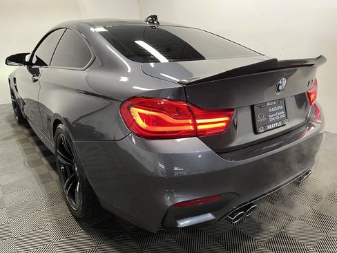 Used 2018 BMW M4 Coupe image 22