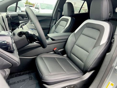 New 2026 Chevrolet Blazer EV LT image 16