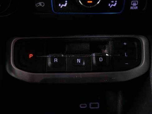 Used 2020 GMC Acadia SLT w/ Driver Alert Package II AWD/4WD image 25