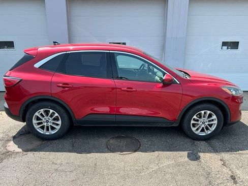 Used 2020 Ford Escape SE FWD image 6