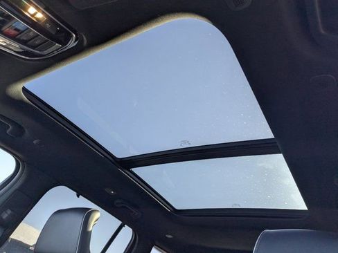 Used 2022 Jeep Grand Cherokee Summit w/ Luxury Tech Group V image 22