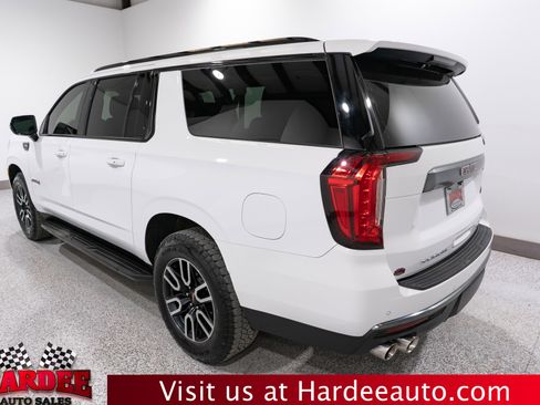 Used 2022 GMC Yukon XL AT4 w/ Max Trailering Package AWD/4WD image 3