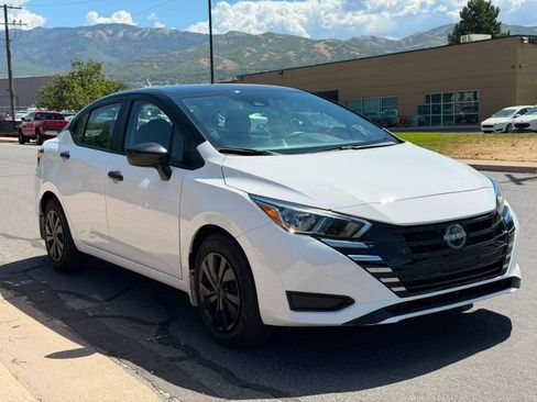 Used 2024 Nissan Versa S w/ Trunk Package FWD image 6