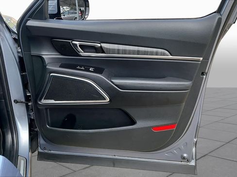 Used 2024 Kia Telluride SX FWD image 41