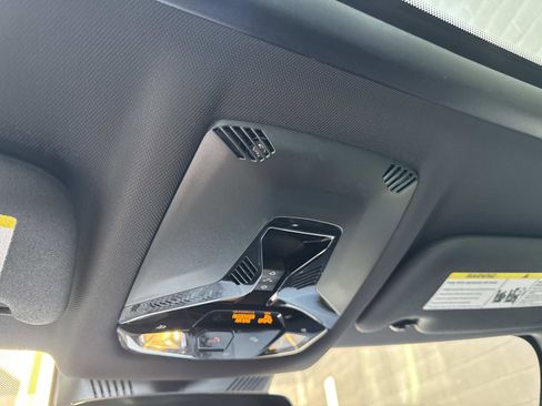 New 2026 MINI Cooper 2-Door Hardtop image 18