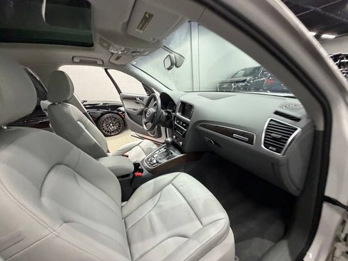 Used 2016 Audi Q5 2.0T Premium Plus AWD/4WD image 31