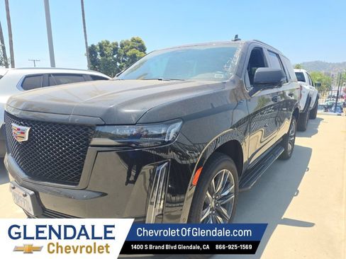 Used 2024 Cadillac Escalade Sport RWD image 2