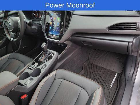 Certified 2025 Subaru Crosstrek 2.5i Limited w/ Crosstrek Mirror Package image 8