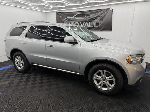 Used 2013 Dodge Durango Crew w/ Crew Convenience Group AWD/4WD image 2