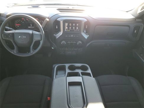 Used 2025 Chevrolet Silverado 2500 Custom w/ Custom Value Package image 23