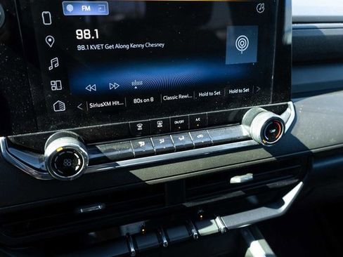 Used 2023 Chevrolet Colorado Trail Boss w/ Advanced Trailering Package image 18