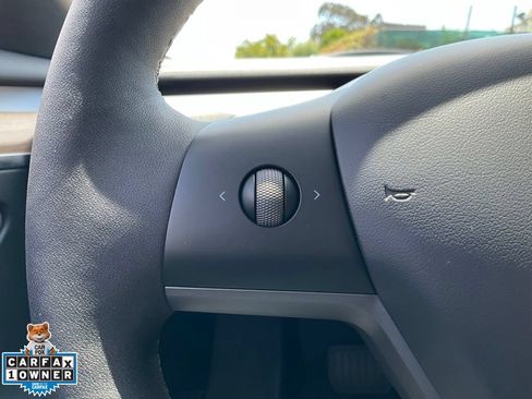 Used 2023 Tesla Model 3 Standard Range RWD image 47