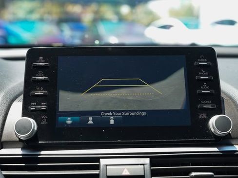 Used 2022 Honda Accord Sport image 30
