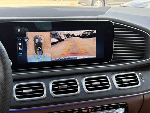 New 2026 Mercedes-Benz GLS 450 4MATIC image 19