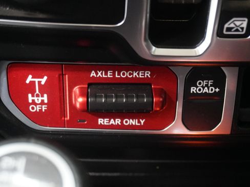 Used 2022 Jeep Gladiator Mojave w/ LED Lighting Group AWD/4WD image 24