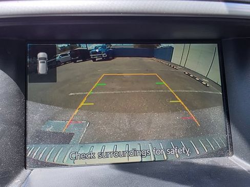 Used 2020 Nissan Pathfinder S FWD image 29