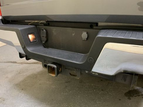 Used 2022 Ford F350 XLT w/ XLT Premium Package AWD/4WD image 18