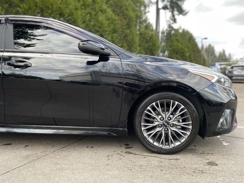 Used 2022 Kia Forte GT-Line w/ GT-Line Technology Package image 2