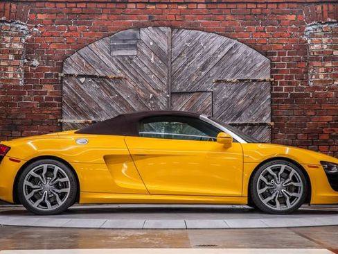 Used 2011 Audi R8 V10 AWD/4WD image 19