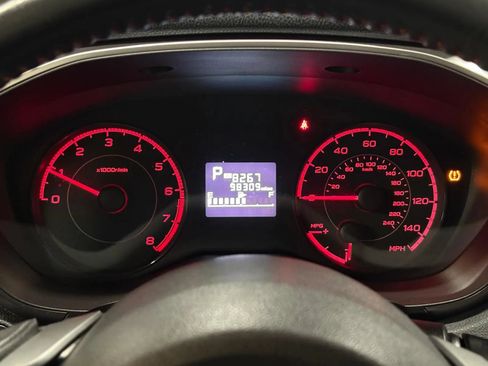 Used 2018 Subaru Crosstrek 2.0i Premium AWD/4WD image 13