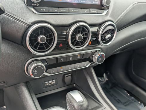 Certified 2023 Nissan Sentra SV image 23