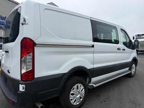 Used 2024 Ford Transit 250 Low Roof w/ Exterior Upgrade Package RWD image 8