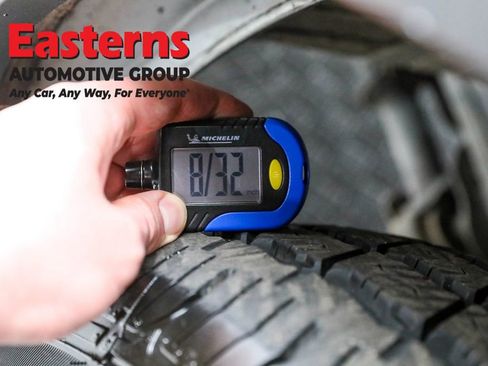 Used 2023 Ford Transit 350 XLT image 25