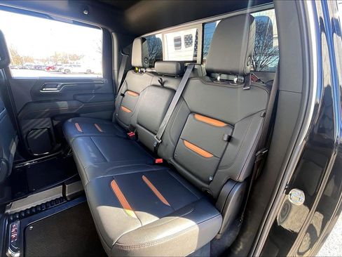 Used 2024 GMC Sierra 2500 AT4 w/ AT4 Premium Plus Package image 31