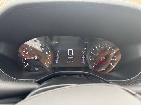 Used 2025 Jeep Compass Trailhawk AWD/4WD image 37