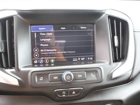 Used 2022 GMC Terrain SLE FWD image 26