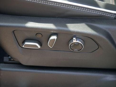 New 2026 GMC Sierra 1500 AT4X AWD/4WD image 17