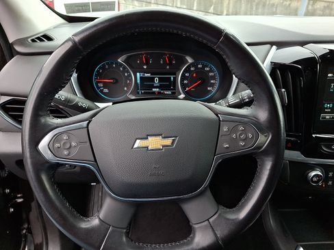 Used 2019 Chevrolet Traverse LT image 17