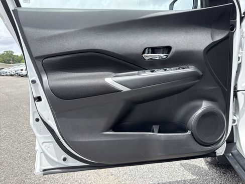 Used 2023 Nissan Kicks SV w/ Exterior Package FWD image 13