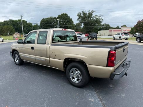 Used 2004 Chevrolet Silverado 1500 LS RWD image 2