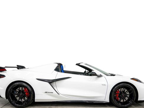 Used 2026 Chevrolet Corvette Z06 w/ Stars & Steel Limited Edition RWD image 2