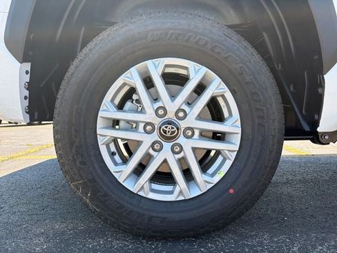 New 2026 Toyota Tundra SR5 AWD/4WD image 19