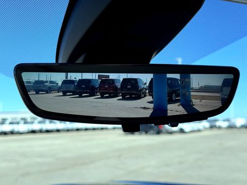 Used 2022 GMC Yukon Denali w/ Advanced Technology Package image 33