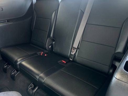 Certified 2026 Buick Enclave Preferred FWD image 19
