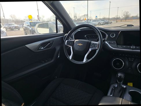 Used 2020 Chevrolet Blazer LT image 14