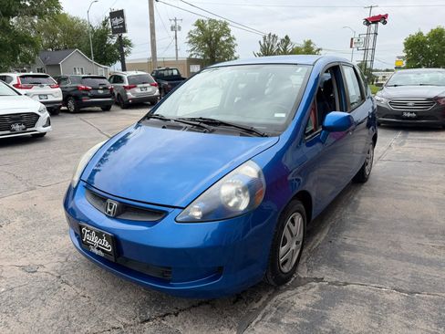 Used 2007 Honda Fit image 4