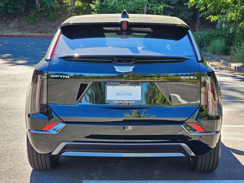 New 2026 Cadillac Optiq Sport 1 AWD/4WD image 4