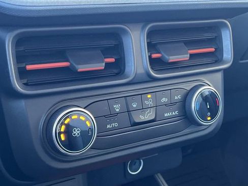 Used 2024 Ford Maverick XLT image 21