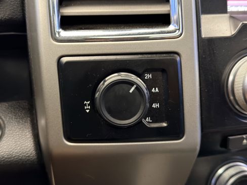 Used 2015 Ford F150 Lariat w/ Equipment Group 502A Luxury image 22